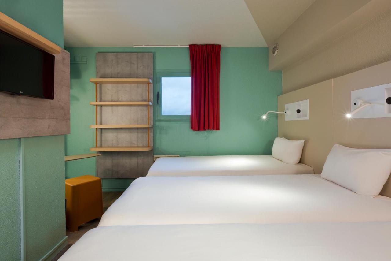 Ibis Budget Chilly-Mazarin Les Champarts Exterior foto